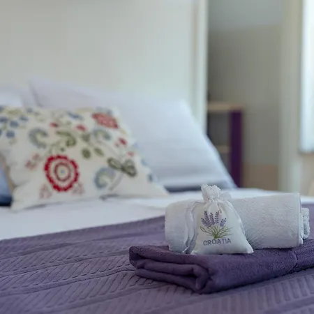 Apartment Square View-heritage *