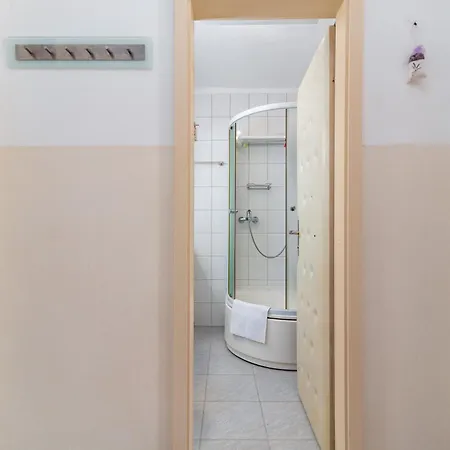 Square View-heritage Apartment Trogir