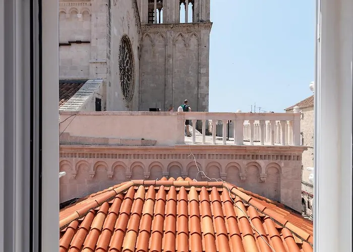 Square View-heritage Lejlighed *