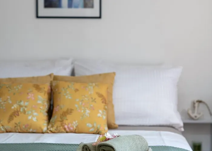 Square View-heritage * Trogir