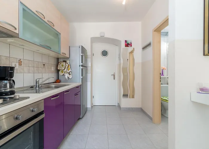 Square View-heritage * Trogir