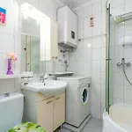Square View-heritage Apartment *