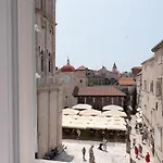 Apartment Square View-heritage Trogir