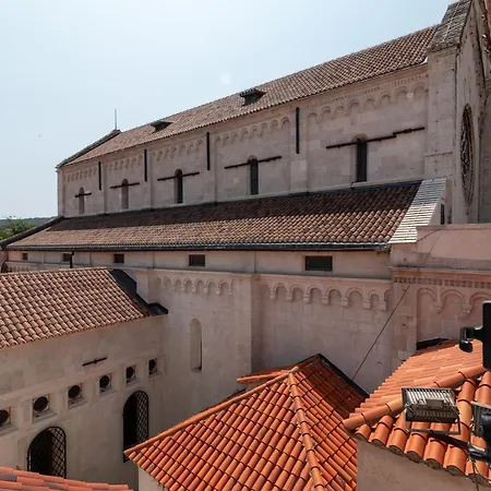 Apartment Square View-heritage Trogir